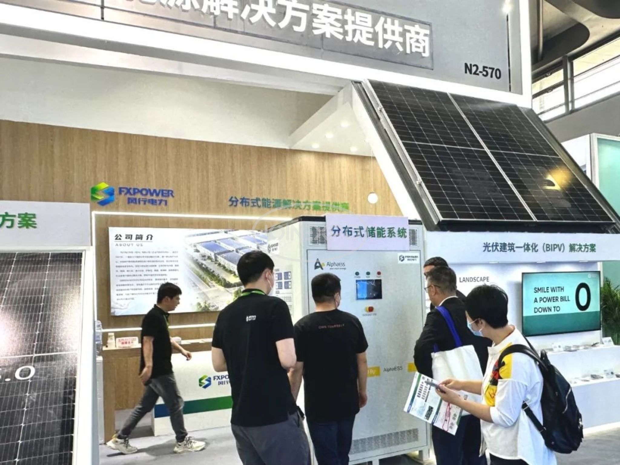 上海展台设计搭建 | 风行电力在SNEC光伏展开启“风暴”模式